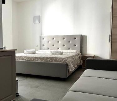Vico del Gargano Hotel | Hotel Marechiaro - Direttamente sul mare