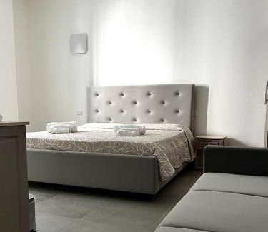 Vico del Gargano Hotel | Hotel Marechiaro - Direttamente sul mare