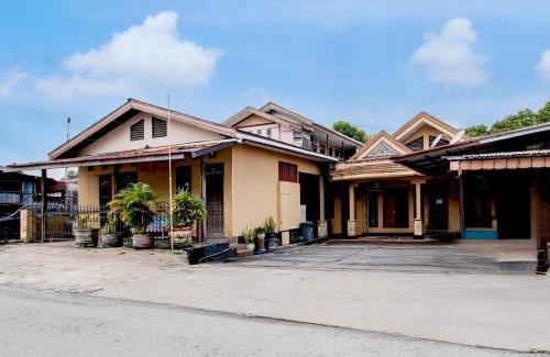 Balikpapan Hotel | Hotel O Balikpapan near Taman Beruang Madu formerly Palm Cafe Inn