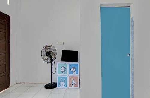 Pekanbaru Hotel | Hotel O Homestay Dinda Syariah Near Masjid Al Amin