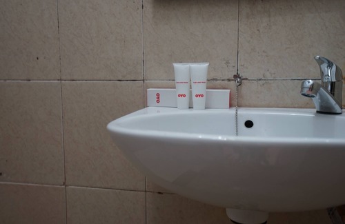 Palembang Hotel | Hotel O Palembang Near Bumi Sriwijaya Stadium Formerly HPA Homestay