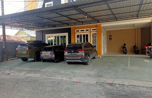Kalimantan Hotel | Hotel O Tri Homestay