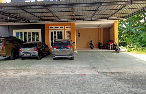 Kalimantan Hotel | Hotel O Tri Homestay