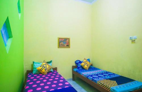 Lumajang Hotel | Hotel O Wallet Family Residence Syariah