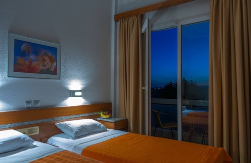 Agia Paraskevi Hotel | Hotel Park