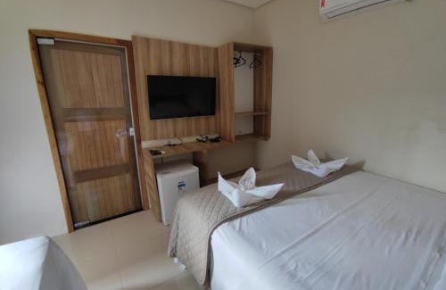 Carolina Hotel | HOTEL POUSADA DAS ROSAS