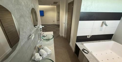 Castello di Cisterna Hotel | HOTEL QUADRIFOGLIO