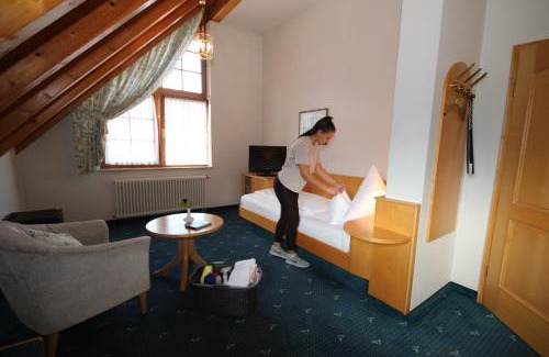 Berghaupten Hotel | Hotel-Restaurant Hirsch