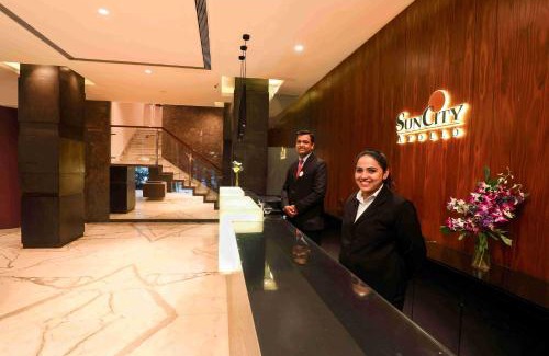 Wellington Pier Hotel | Hotel Suncity Apollo - Gateway Of India