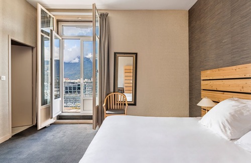 Secteur 1 Hotel | Hotel Terminus