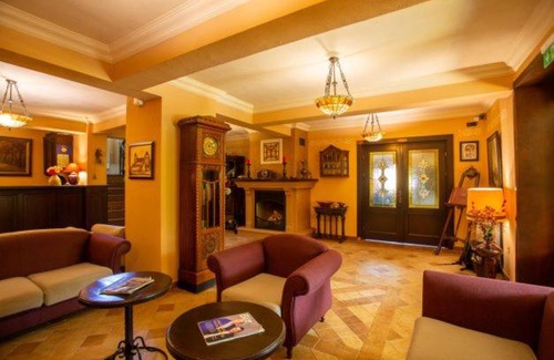 Moieciu Hotel | Hotel Turnul
