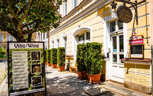 Slavonice Hotel | Hotel U Růže