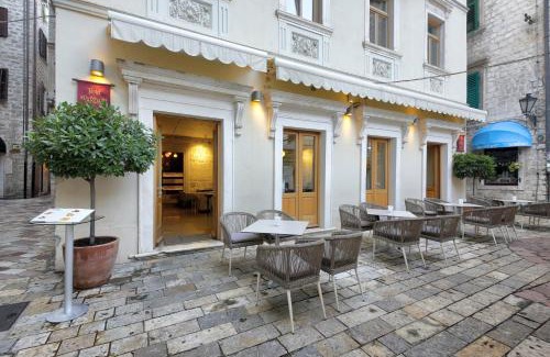 Kotor Old Town Hotel | Hotel Vardar