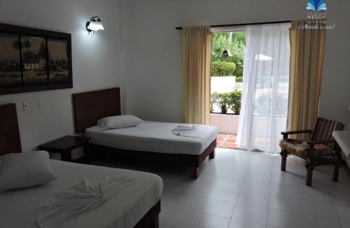 Caucasia Hotel | Hotel y Restaurante Mesón del Gitano