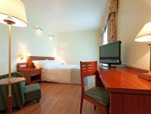 Gijon-Este Hotel | Hotel Zentral Gijón Rey Pelayo