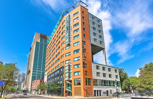 Quartier des Spectacles Hotel | Hotel Zero 1 Montreal