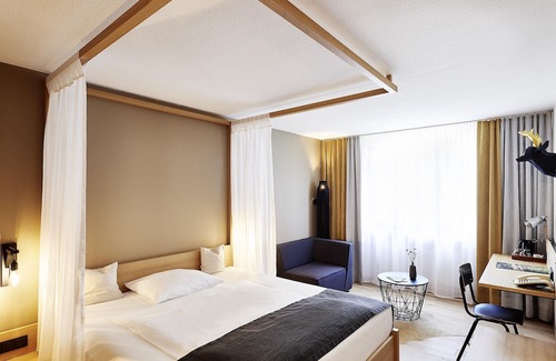 Hoehr-Grenzhausen Hotel | Hotel ZUGBRÜCKE Grenzau in Höhr-Grenzhausen
