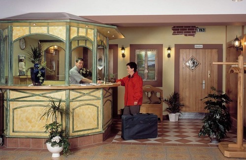 Birresborn House | Hotel Zur Krone - Double Room Shower/WC