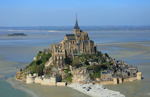 Saint-Quentin-sur-le-Homme Hotel | hotelF1 Avranches Baie Du Mont Saint Michel