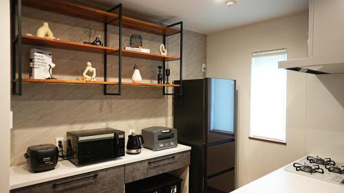 Nishi Hotel | HOTELHOUSE Nekogoya Hachiken 八軒