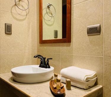 Aguas Calientes Hotel | Hotels In Machu Picchu With Laundry, Internet, Other