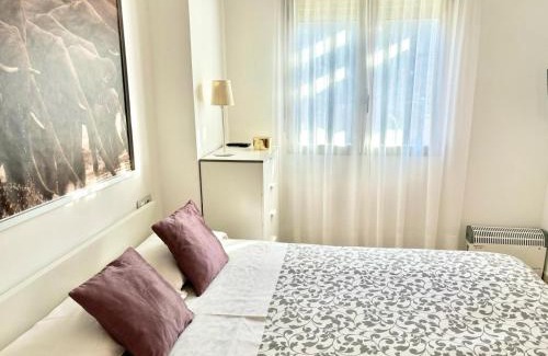 Denia Apartment | Hoteltype Penthouse 2 Beds, Parking, WIFI & pool Stunning Views