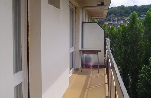 Houlgate Apartment | Houlgate, lovely 3-bedroom apartment, 55M², 300m from the sea and town center.