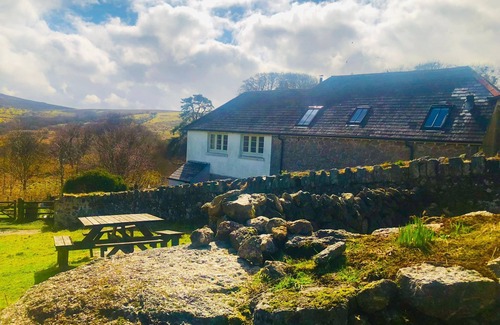 Newton Abbot House | Hound Tor Barn Dartmoor