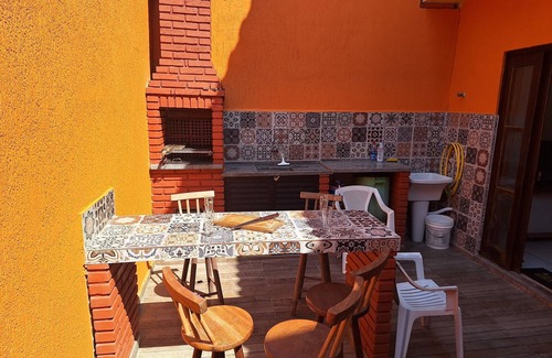 Boraceia House | House in condominium 100m from the beach