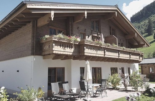 Rauris Apartment | House 1-06, WHG. 4 - Hochalmbahnen Chalet