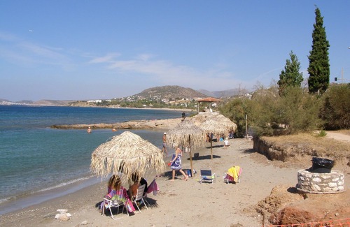 Saronikos House | House,1000m from the beach
