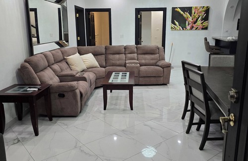 Estate Demarara House | House 3-bedroom 6 beds 3 bathroom house with AC in St Thomas