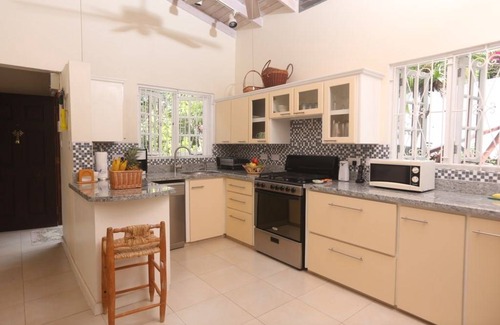 Cap Estate House | House ∙ 3 bedrooms ∙ 6 guests