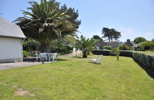 Trebeurden House | House 300m from the sea with garden at the entrance of ILE GRANDE