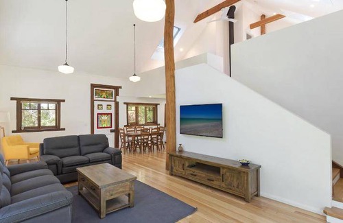 Central Tilba House | House ∙ 4 bedrooms ∙ 7 guests