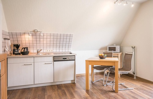Busum Apartment | House Abendrot Whg. 4, well-kept vacation apartment for 2 persons