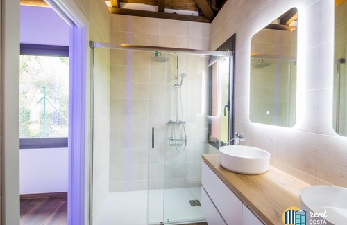 Palamos Villa | House Ananda with private pool and 5min from the beach