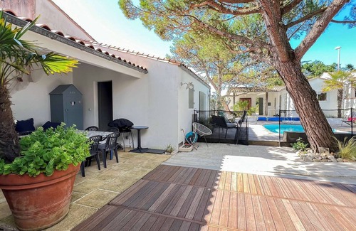 Le Bois-Plage-en-Re House | House and annex with pool near beach and dune