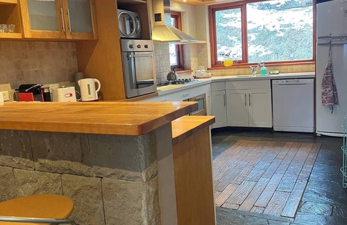 Villa Los Coihues House | House in Arelauquen Golf