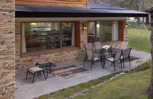 San Carlos de Bariloche House | House in Arelauquen Golf & Country Club
