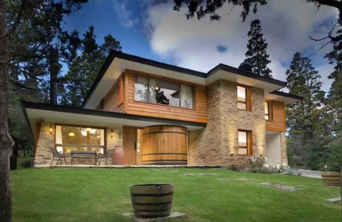 San Carlos de Bariloche House | House in Arelauquen Golf & Country Club