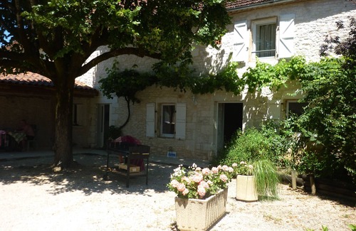 Pinsac House | House between Quercy and Périgord with indoor pool, calm and relaxing