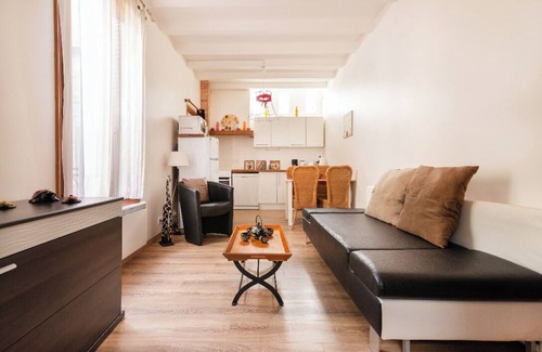 Bry-sur-Marne House | House borders of Marne, between Disney and Paris!