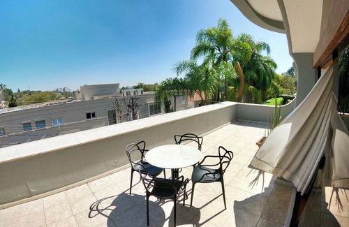 Morumbi House | HOUSE WITH 1,406M GARDEN GUEDALA SP
