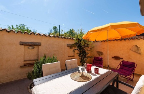 Kukci Apartment | House bungalow Garden with pool in Porec
