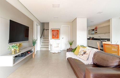 Daniela House | House by the sea with swimming pool! Daniela Beach - Florianópolis