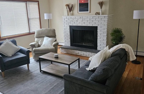 Manorville House | House close to the Hampton and beaches of Long Island