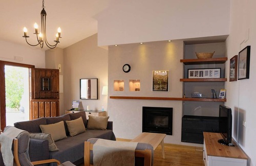 Distrito Rural Este House | House Dos Lunas Gijón