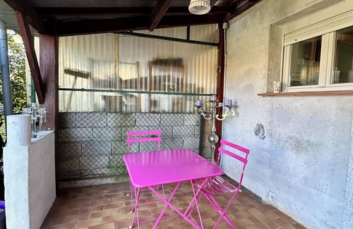 Chaumont House | House facing Palestra: veranda & enclosed garden. Pets welcome!