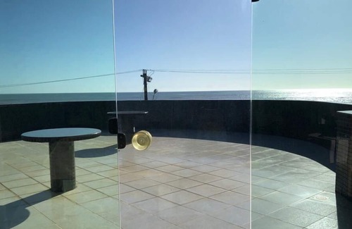 Serra House | HOUSE FOOT IN THE SAND